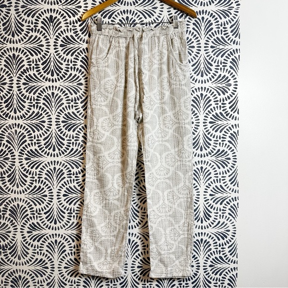 Lilyful Beachy Boho Gauzy Cotton Drawstring Pants With Pockets - Picture 2 of 11